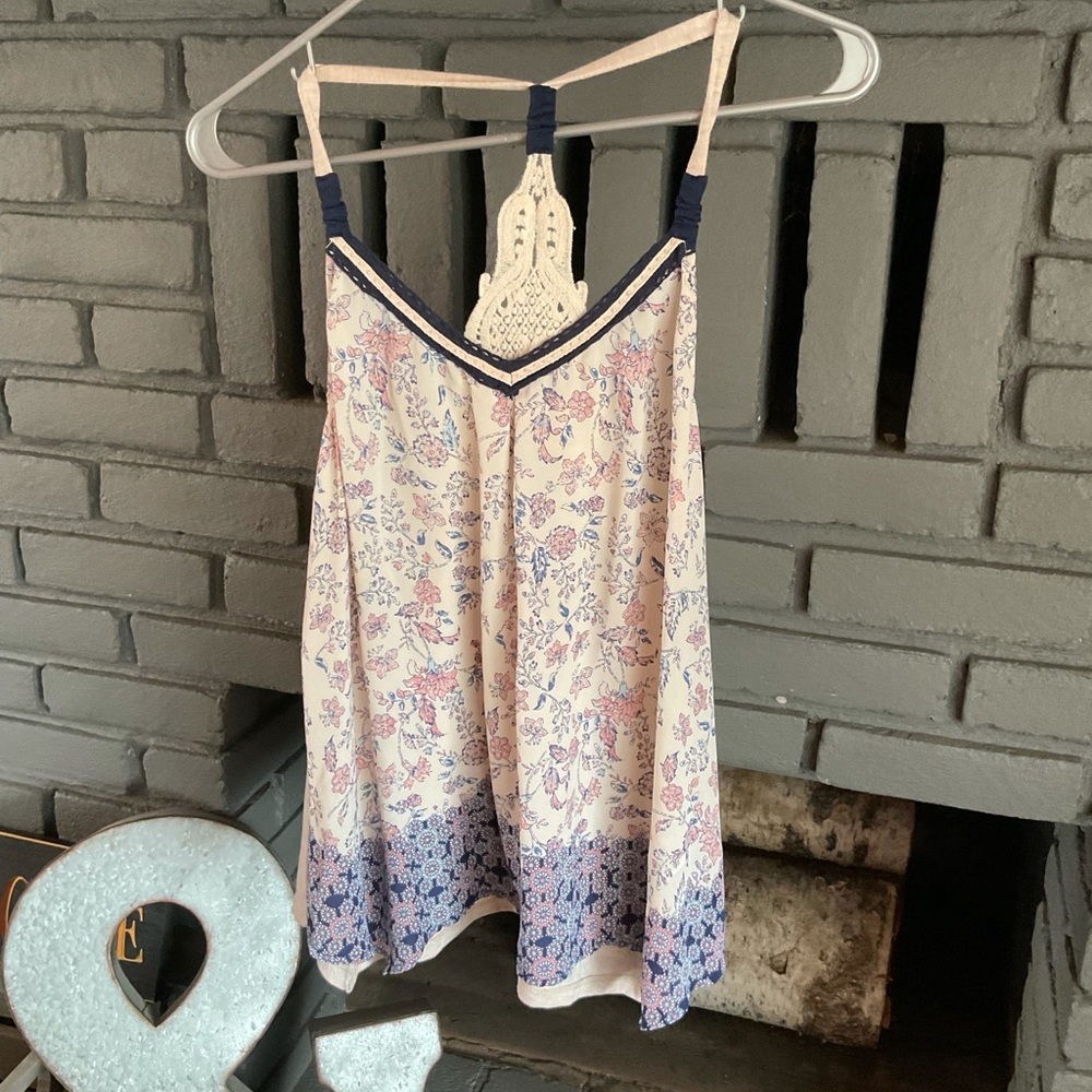 Women’s Maurices tank size M